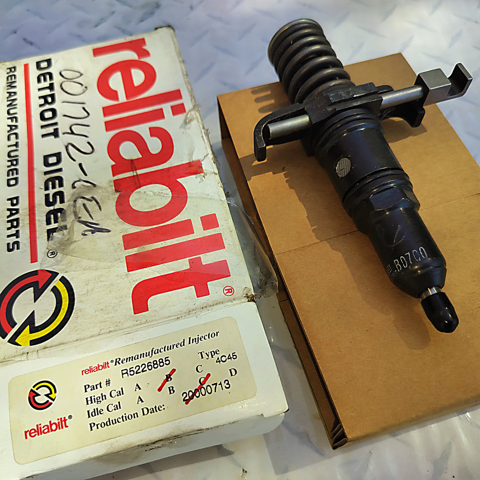 Detroit Diesel 8.2 Injector 4C45 (Part Number R5226885) - Rebuilt