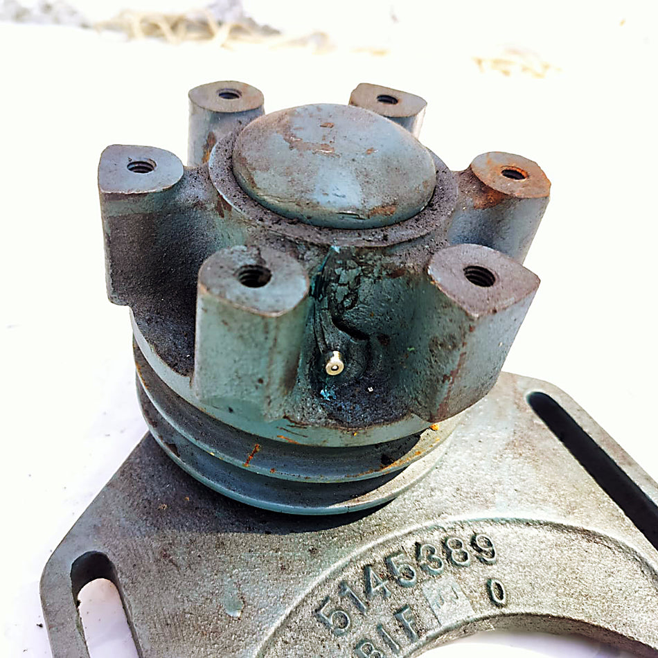Detroit Diesel Series 53 Fan Hub  (Part Number 5145889) - Used