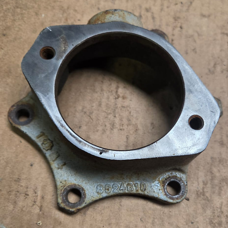 Detroit Diesel series 71--92 Hydraulic Pump Housing  (Part Number 8924610) - Used
