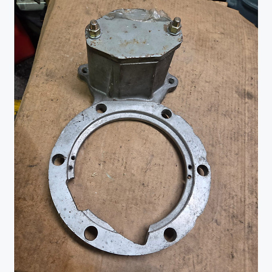 Detroit Diesel Series V71--92 Alternator Mounting Housing   V71-92  (Part Number 23515921) - Used